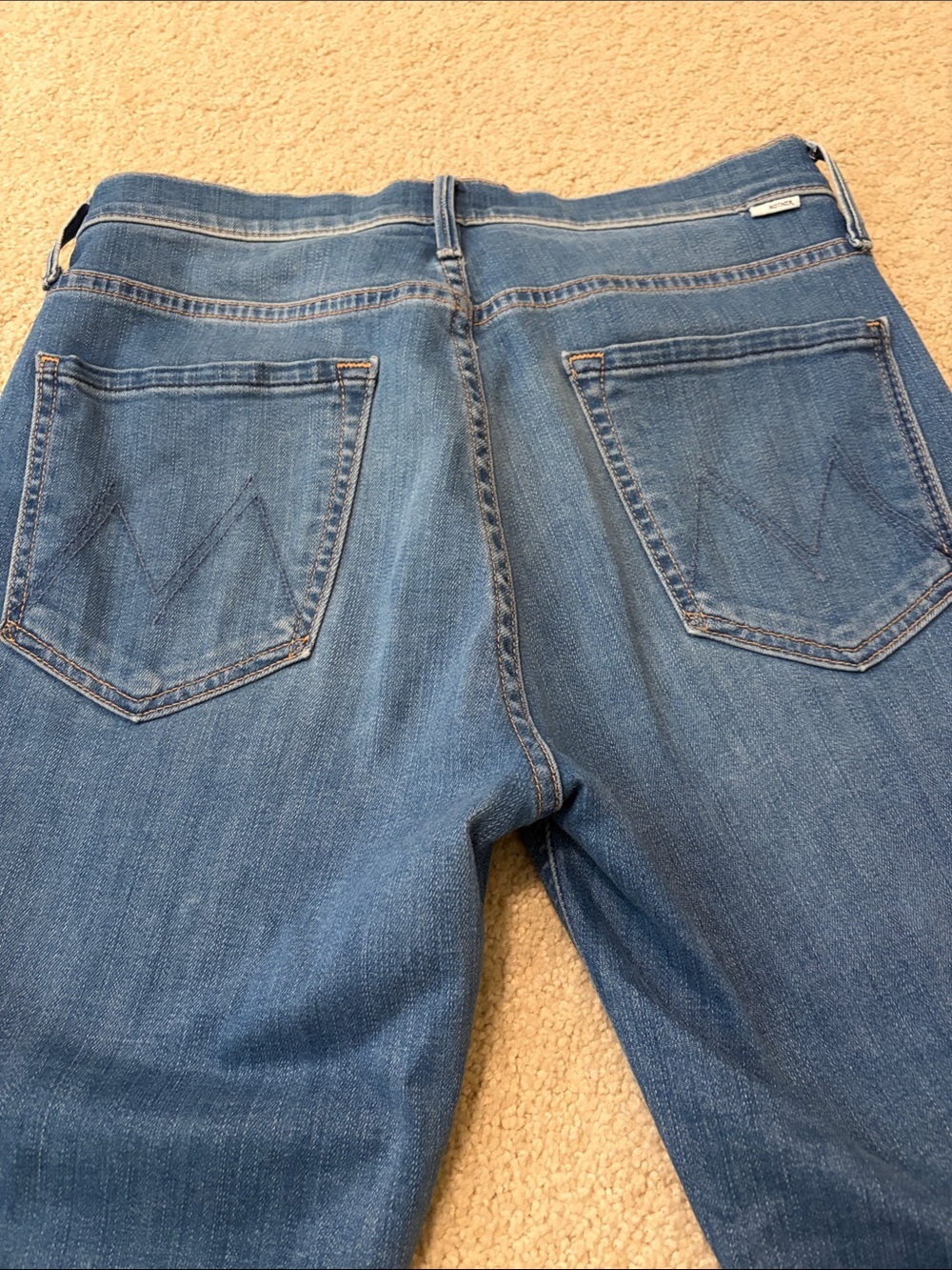 MOTHER Blue Ankle Crop Jeans - Slim Back Pocket Detail